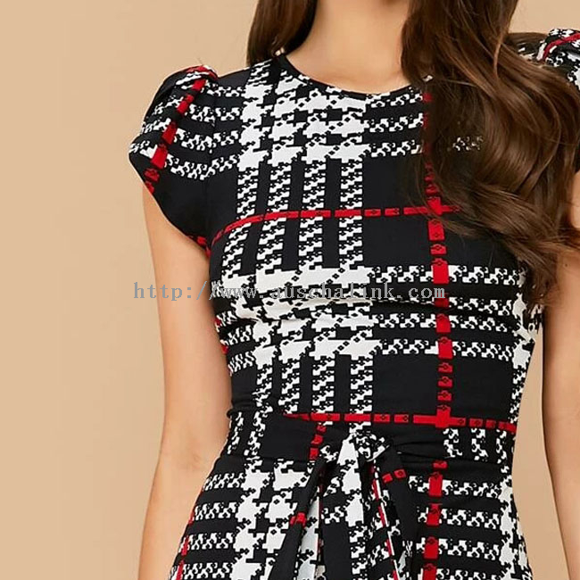 Spring And Summer New Round Collar Bubble Sleeve Plaid Belted Waist Mini Career Dress Women